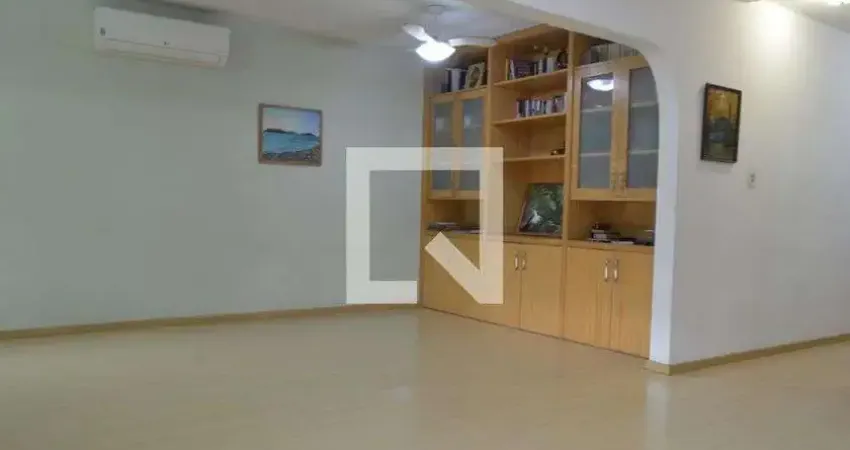 Casa para Venda - Taquara, 3 Quartos,  369 m² - Rio de Janeiro