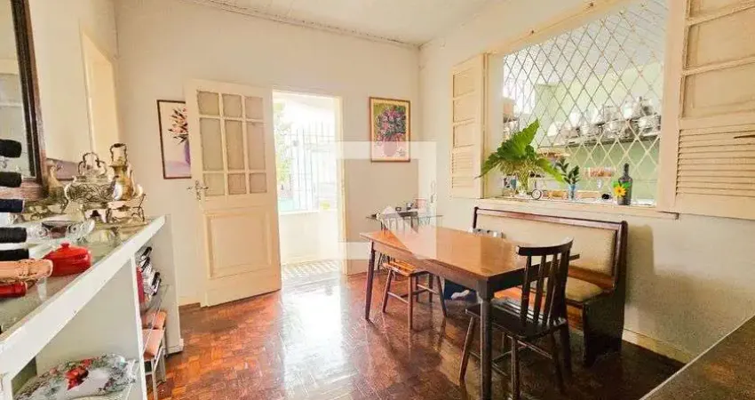 Casa para Venda - Floresta, 3 Quartos,  110 m² - Belo Horizonte