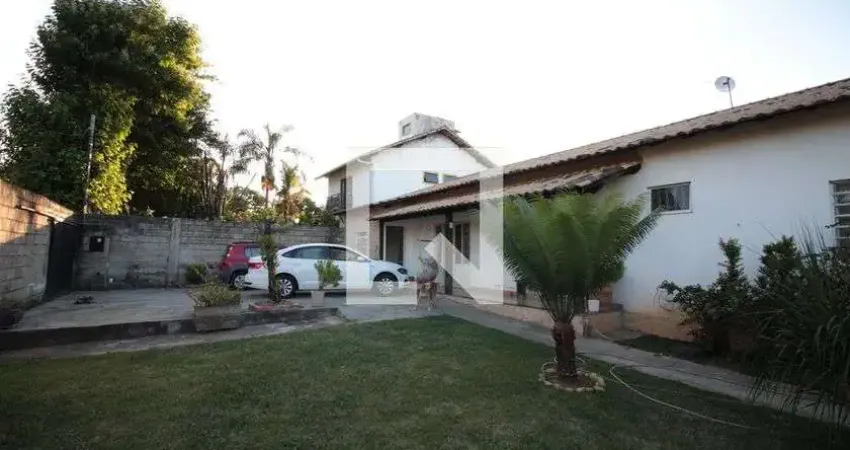 Casa para Venda - Trevo, 4 Quartos,  170 m² - Belo Horizonte