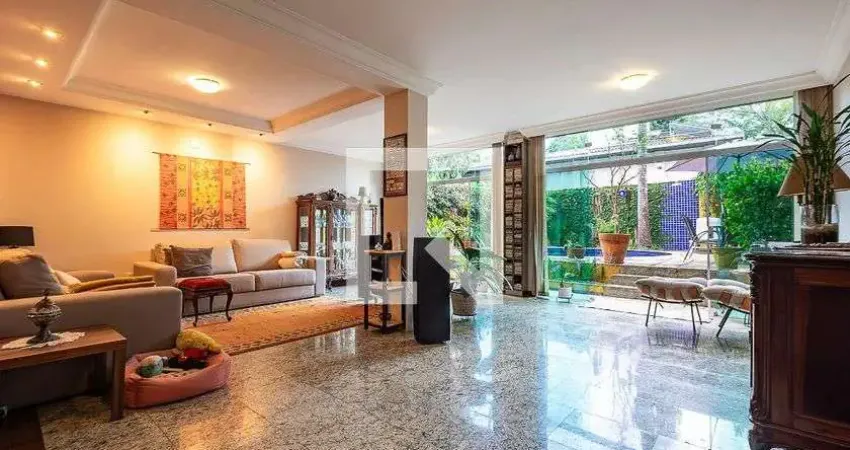 Casa para Venda - Vila Madalena, 4 Quartos,  189 m² - São Paulo