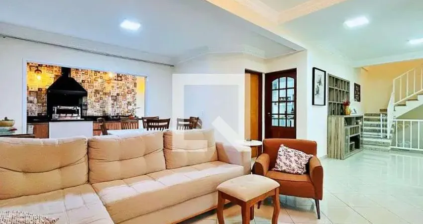 Casa / Sobrado em Condomínio para Venda - Vila Galvão, 3 Quartos,  254 m² - Guarulhos