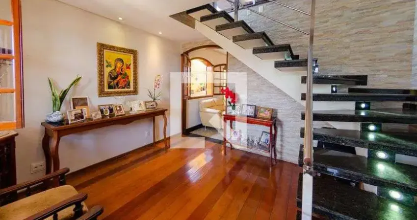 Casa para Venda - Havaí, 7 Quartos,  700 m² - Belo Horizonte