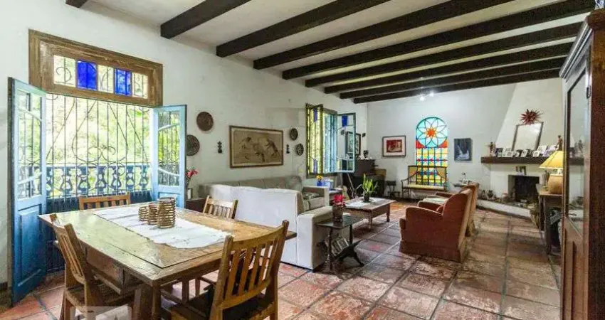 Casa para Venda - Morumbi, 4 Quartos,  980 m² - São Paulo
