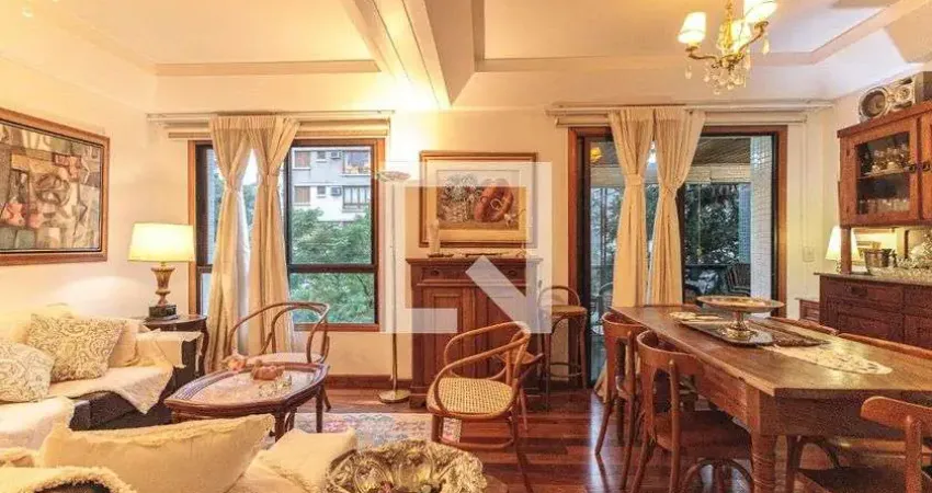 Apartamento para Venda - Moinhos de Vento, 2 Quartos,  100 m² - Porto Alegre