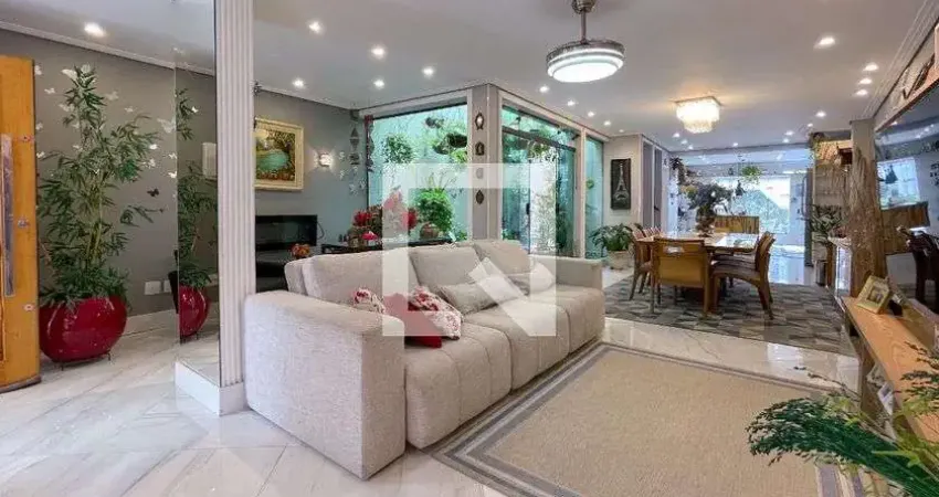 Casa para Venda - Nova Petrópolis, 3 Quartos,  380 m² - São Bernardo do Campo