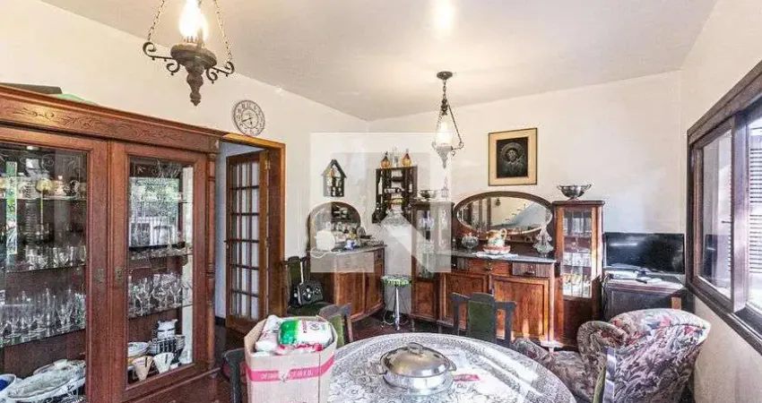 Casa para Venda - Cavalhada, 5 Quartos,  155 m² - Porto Alegre