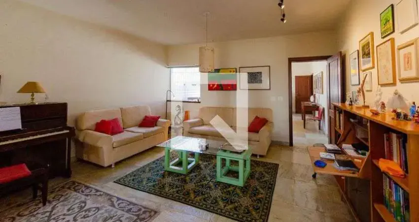 Casa para Venda - Serra, 4 Quartos,  465 m² - Belo Horizonte