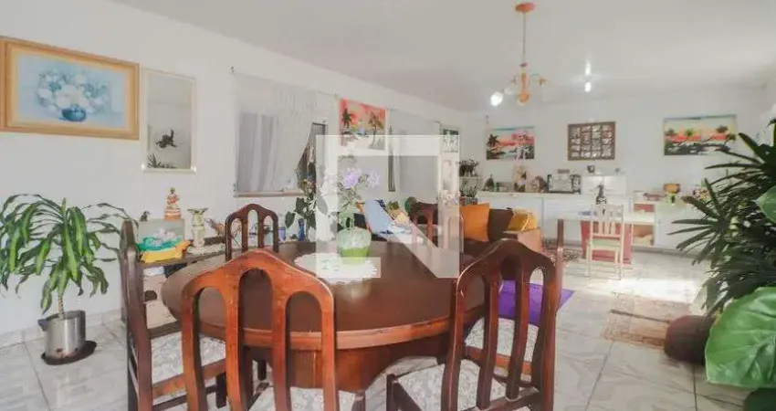 Casa para Venda - Vila Ipiranga, 2 Quartos,  300 m² - Porto Alegre