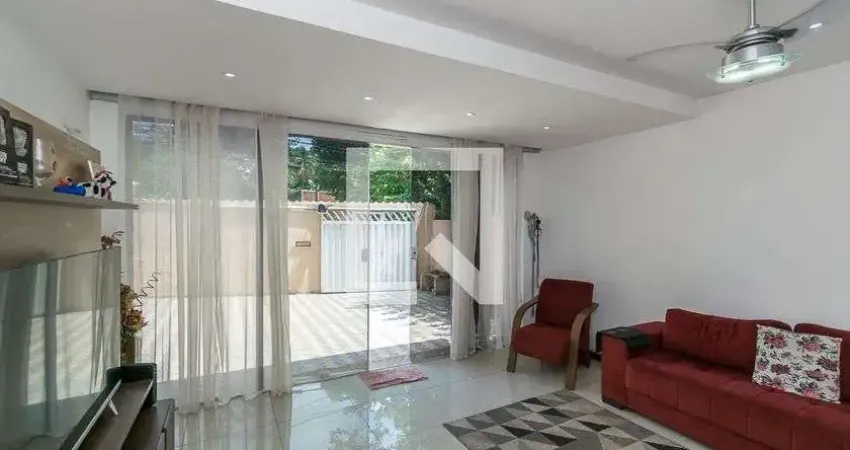Casa para Venda - Penha, 3 Quartos,  100 m² - Rio de Janeiro