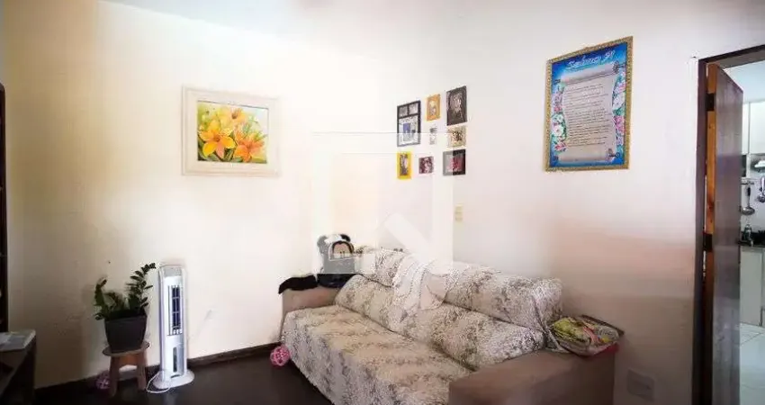 Casa para Venda - Floramar, 3 Quartos,  200 m² - Belo Horizonte
