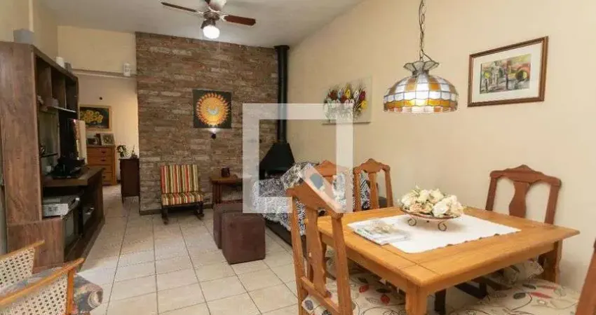 Casa para Venda - Bom Jesus, 2 Quartos,  120 m² - Porto Alegre