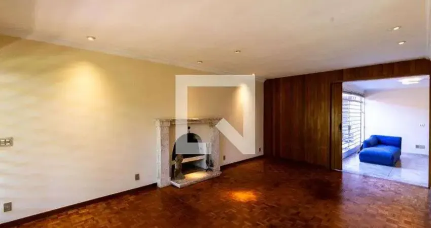 Casa para Venda - Campo Belo, 3 Quartos,  380 m² - São Paulo
