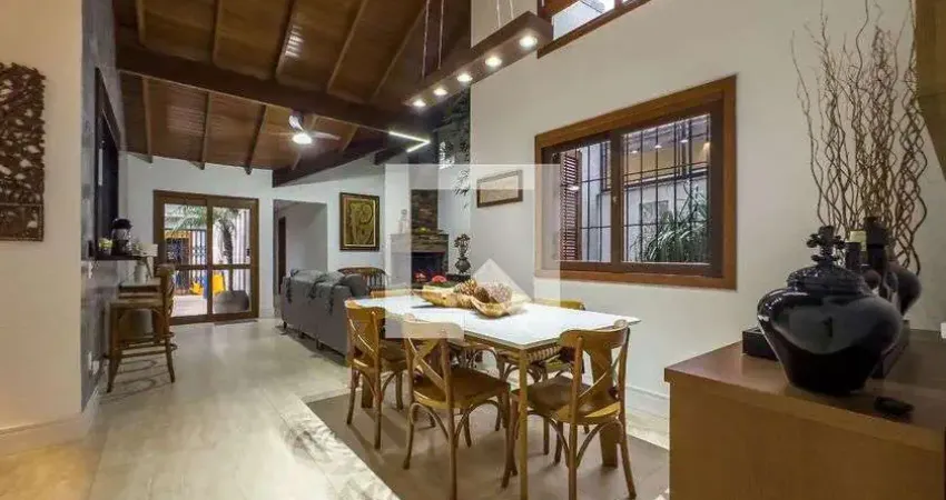 Casa para Venda - Partenon, 4 Quartos,  230 m² - Porto Alegre