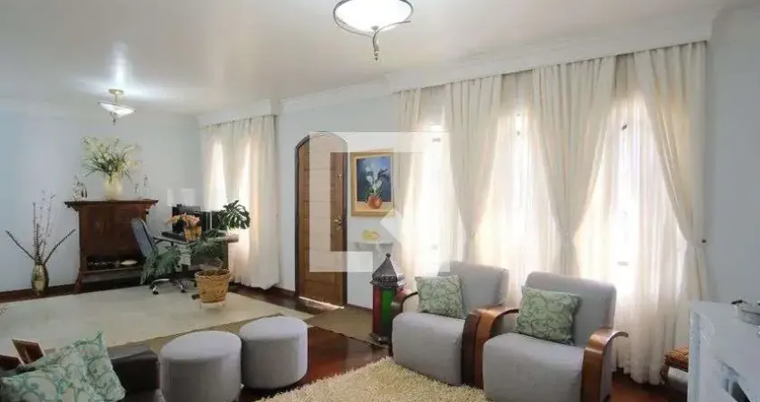 Casa para Venda - Vila Carrão, 4 Quartos,  250 m² - São Paulo