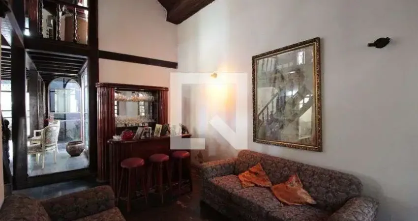 Casa para Venda - São João Batista, 5 Quartos,  370 m² - Belo Horizonte
