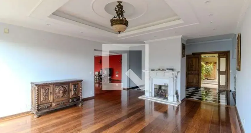Casa para Venda - Pacaembu, 4 Quartos,  745 m² - São Paulo