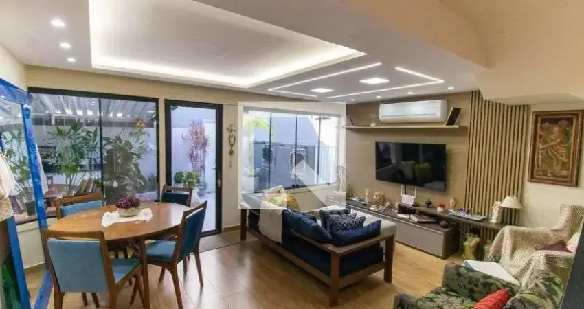 Casa / Sobrado em Condomínio para Venda - Camboinhas, 3 Quartos,  120 m² - Niterói