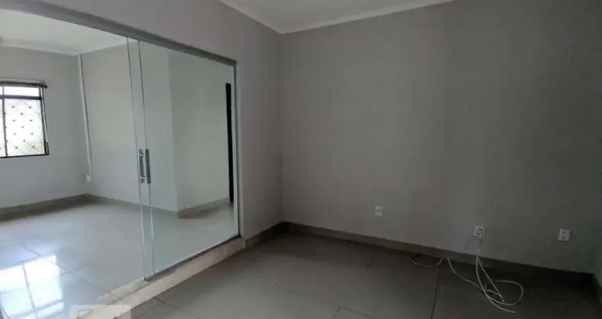Casa para Venda - Feitoria Seller, 3 Quartos,  150 m² - São Leopoldo
