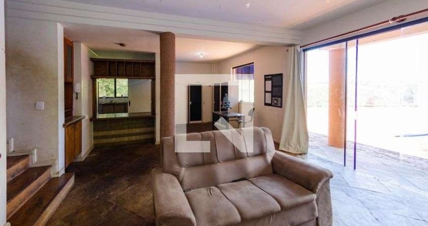 Casa para Venda - Santa Lúcia, 4 Quartos,  430 m² - Belo Horizonte