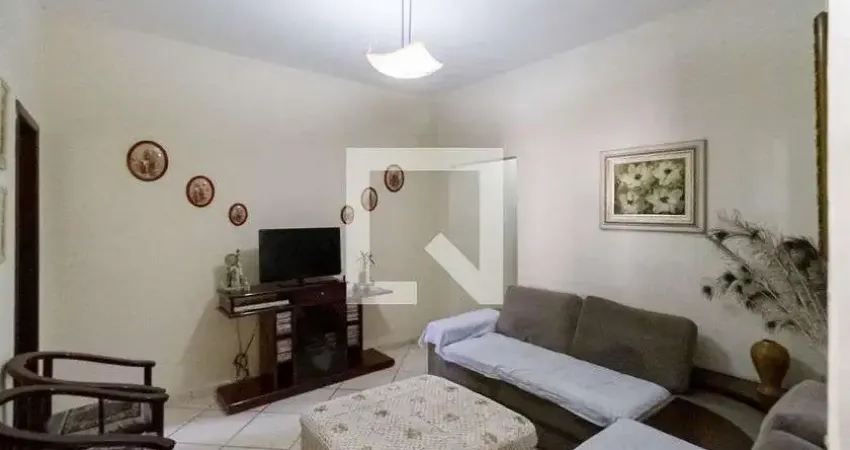 Casa para Venda - Bonfim, 4 Quartos,  304 m² - Belo Horizonte
