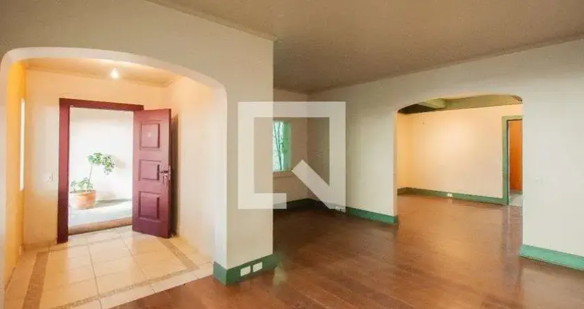 Casa para Venda - Jardim Europa, 3 Quartos,  350 m² - São Paulo