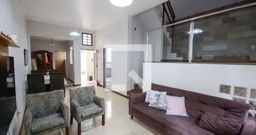 Casa para Venda - Tijuca, 3 Quartos,  200 m² - Rio de Janeiro