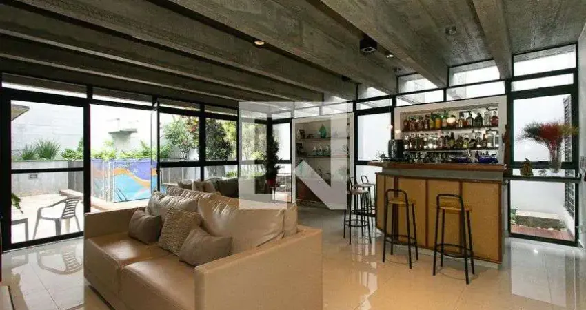 Casa para Venda - Vila Carrão, 4 Quartos,  330 m² - São Paulo