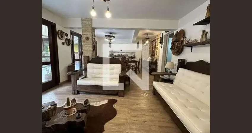 Casa para Venda - Butantã, 8 Quartos,  450 m² - São Paulo