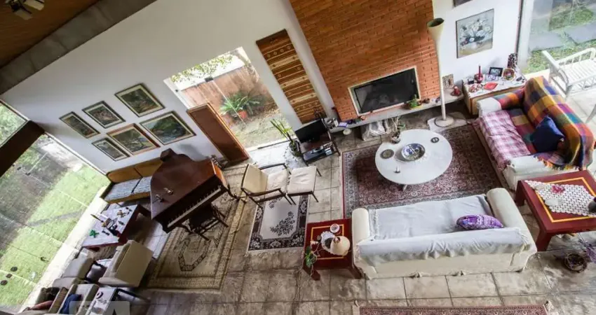 Casa para Venda - Alto de Pinheiros, 4 Quartos,  350 m² - São Paulo