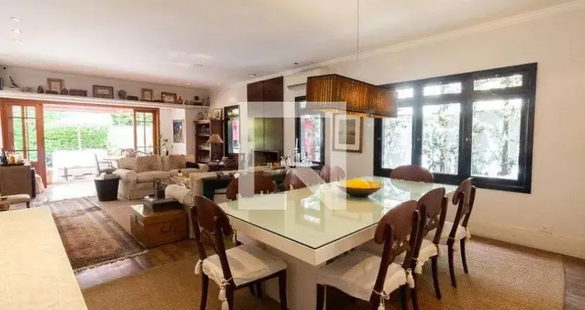 Casa para Venda - Butantã, 3 Quartos,  300 m² - São Paulo