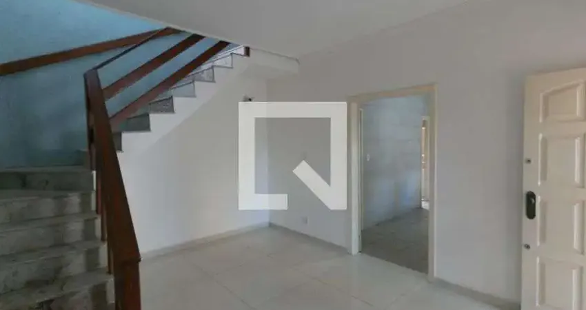 Casa para Venda - Heliópolis, 5 Quartos,  200 m² - Belo Horizonte