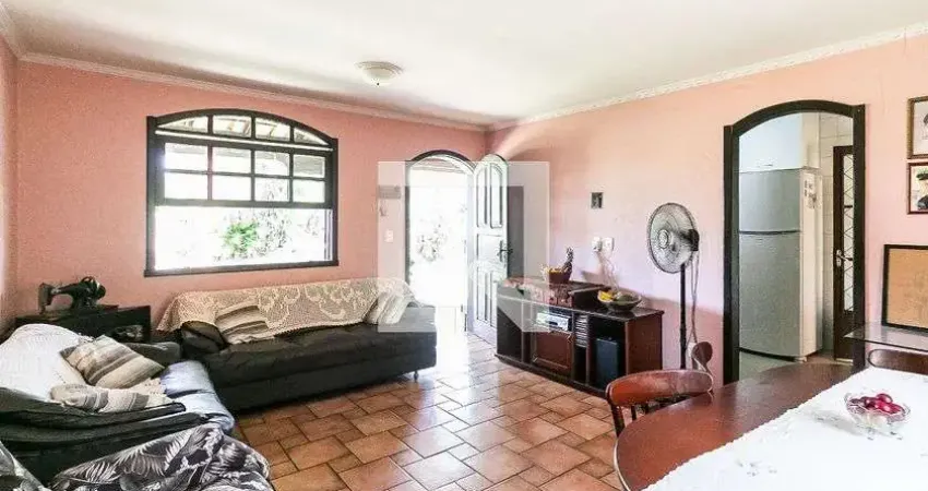 Casa para Venda - Garças, 3 Quartos,  190 m² - Belo Horizonte