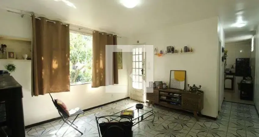 Casa para Venda - Pechincha, 2 Quartos,  600 m² - Rio de Janeiro