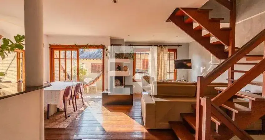 Casa / Sobrado em Condomínio para Venda - Santa Tereza , 3 Quartos,  195 m² - Porto Alegre