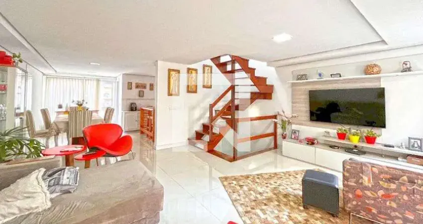 Casa para Venda - Tristeza, 3 Quartos,  234 m² - Porto Alegre