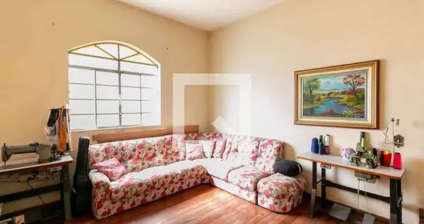 Casa para Venda - Palmares, 4 Quartos,  240 m² - Belo Horizonte