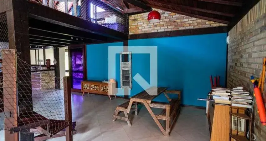 Casa para Venda - Badu, 5 Quartos,  320 m² - Niterói