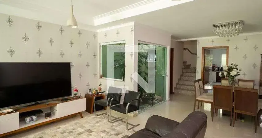 Casa para Venda - Nova Petrópolis, 3 Quartos,  209 m² - São Bernardo do Campo