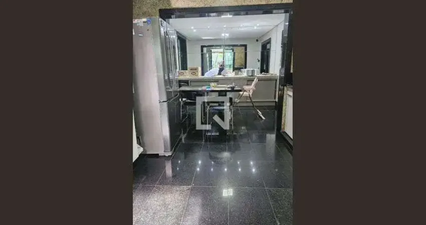 Casa para Venda - Santa Mônica, 5 Quartos,  400 m² - Belo Horizonte