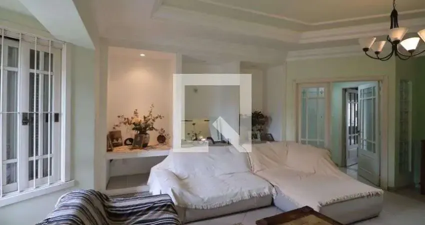 Casa para Venda - Nossa Sra das Graças, 6 Quartos,  438 m² - Canoas