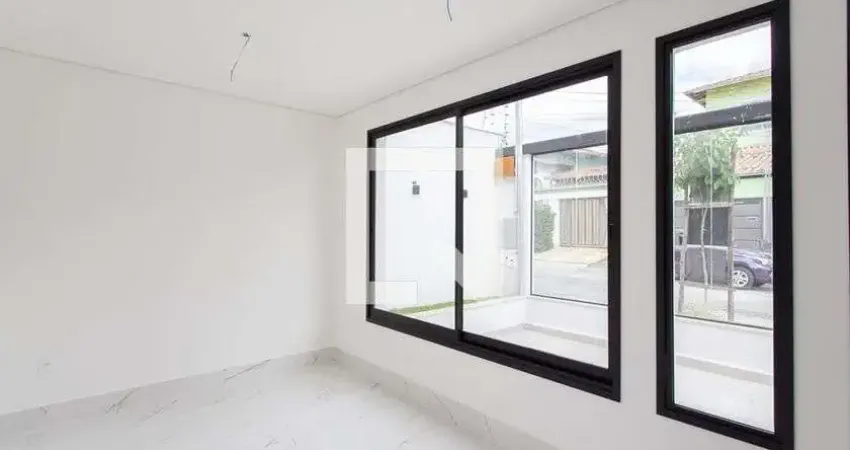 Casa para Venda - São João Batista, 3 Quartos,  130 m² - Belo Horizonte
