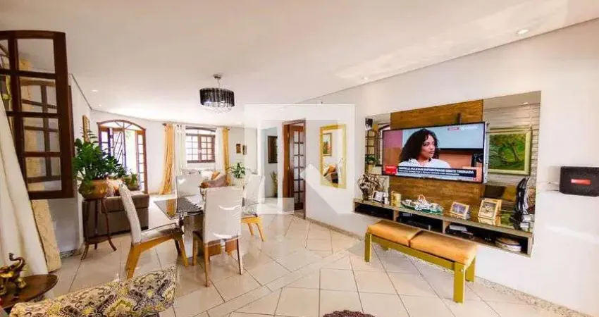 Casa para Venda - Álvaro Camargos, 1 Quarto,  450 m² - Belo Horizonte