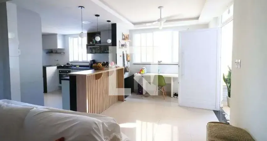 Casa para Venda - Jardim Guanabara, 2 Quartos,  90 m² - Rio de Janeiro