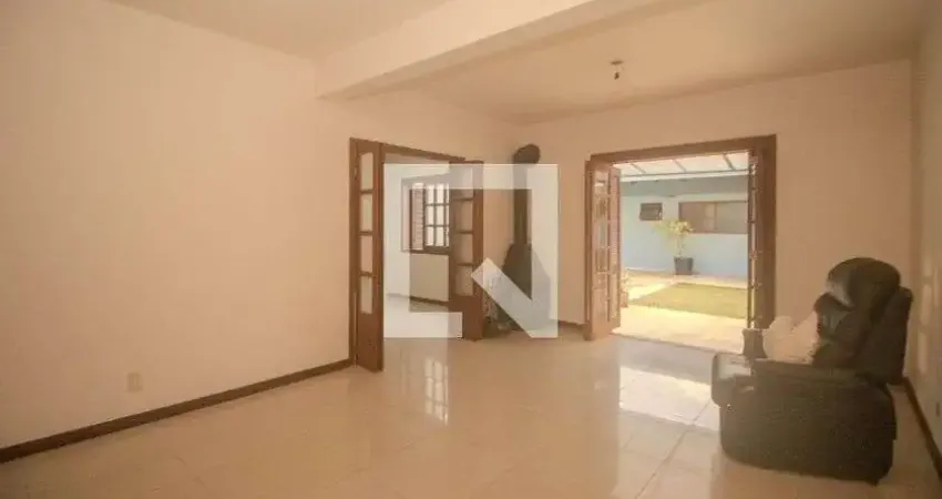 Casa para Venda - Jardim Itu-Sabará, 4 Quartos,  400 m² - Porto Alegre