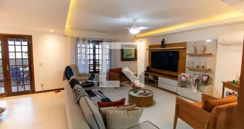 Casa para Venda - Engenho do Mato, 5 Quartos,  750 m² - Niterói