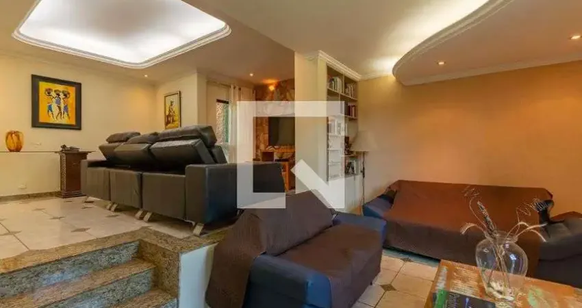 Casa para Venda - Santa Branca, 3 Quartos,  252 m² - Belo Horizonte