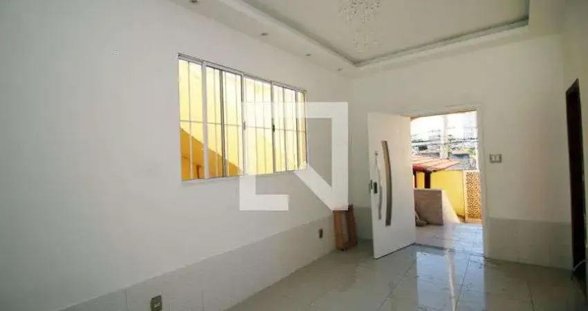 Casa para Venda - Olaria, 2 Quartos,  150 m² - Rio de Janeiro
