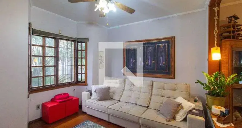 Casa para Venda - Campestre, 4 Quartos,  275 m² - São Leopoldo