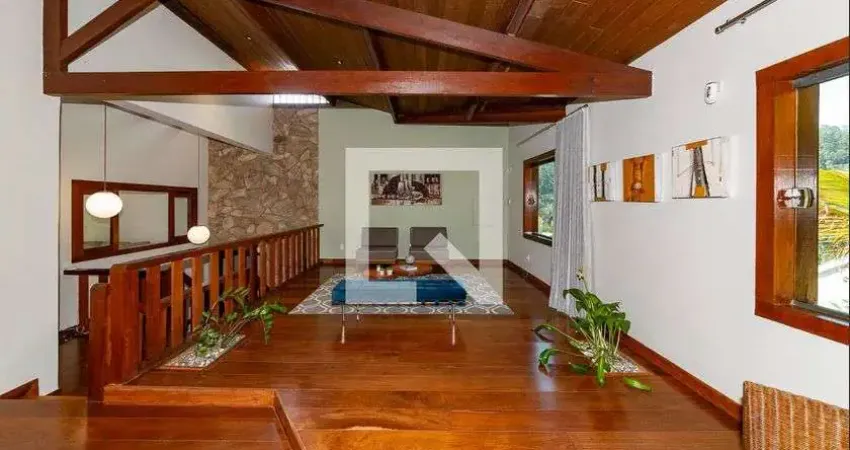 Casa para Venda - Santa Lúcia, 5 Quartos,  421 m² - Belo Horizonte