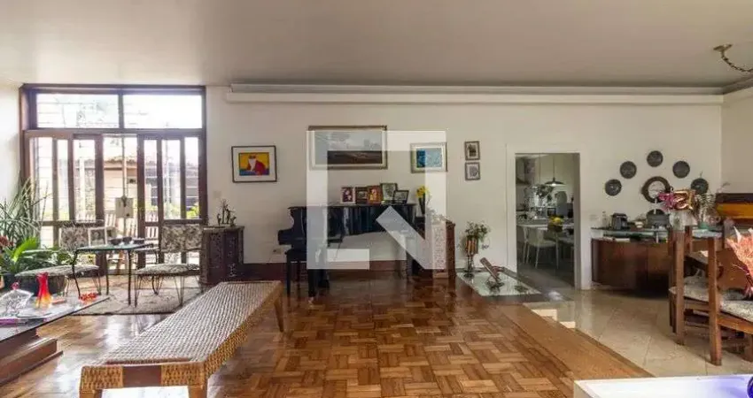 Casa para Venda - Moema, 2 Quartos,  280 m² - São Paulo